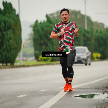 Runner Photo 8493910