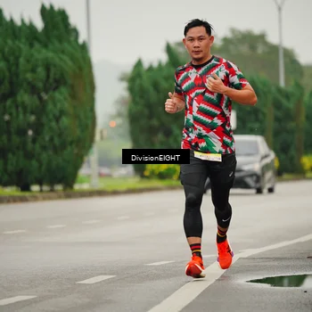 Runner Photo 8493998