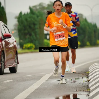 Runner Photo 8494022