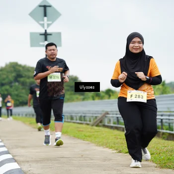 Runner Photo 8494024