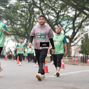 Runner Photo 8494068