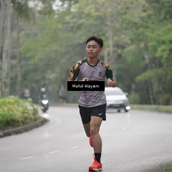 Runner Photo 8494122