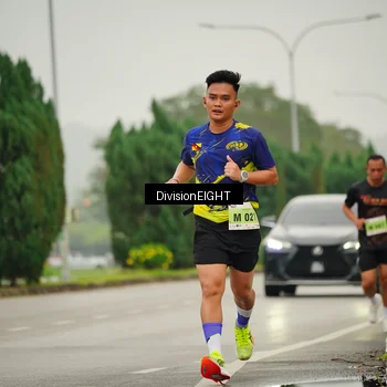 Runner Photo 8494175