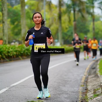 Runner Photo 8494199