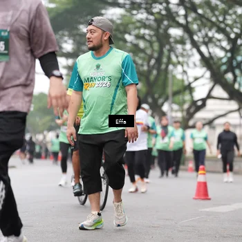 Runner Photo 8494202