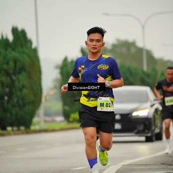 Runner Photo 8494206