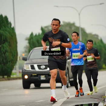 Runner Photo 8494216