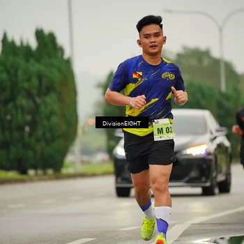 Runner Photo 8494249