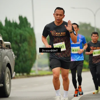 Runner Photo 8494256