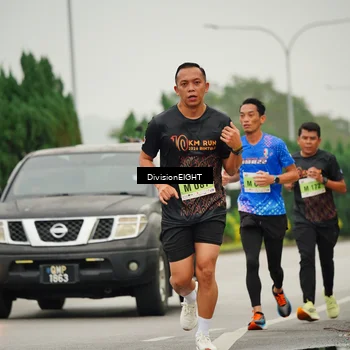 Runner Photo 8494280