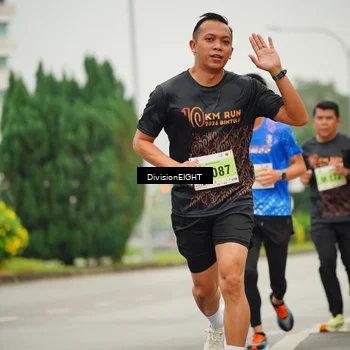 Runner Photo 8494287