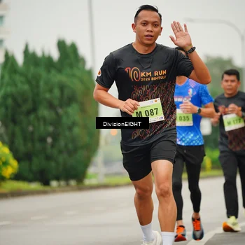 Runner Photo 8494289