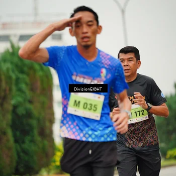 Runner Photo 8494300