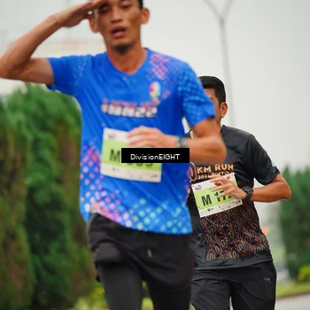Runner Photo 8494319