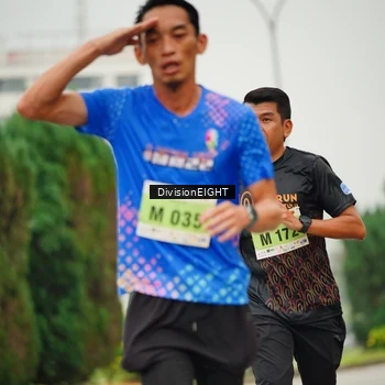 Runner Photo 8494335