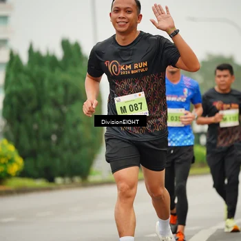 Runner Photo 8494343