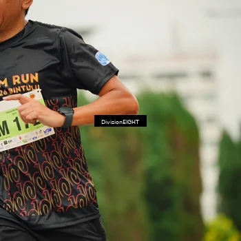 Runner Photo 8494354