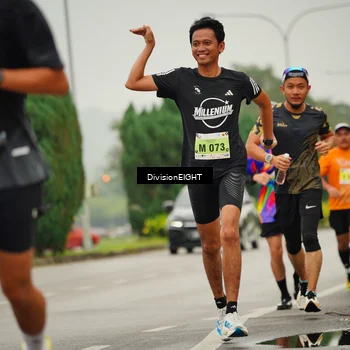 Runner Photo 8494403