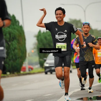 Runner Photo 8494410