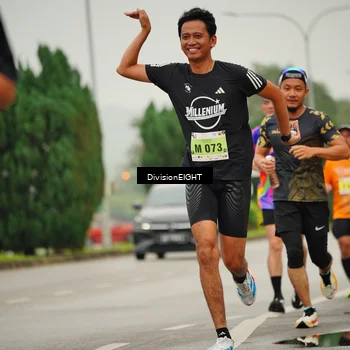 Runner Photo 8494419