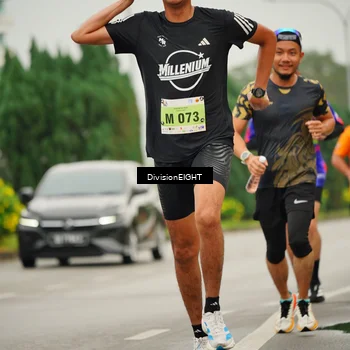Runner Photo 8494444