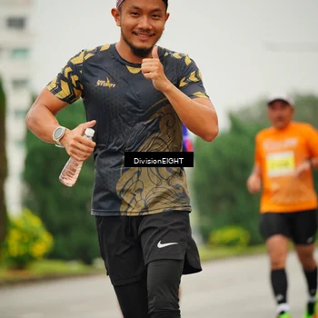 Runner Photo 8494461