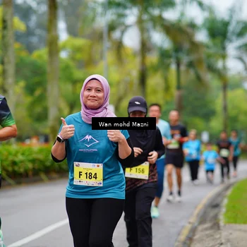 Runner Photo 8494476