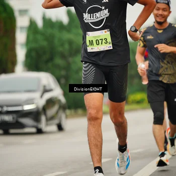 Runner Photo 8494489