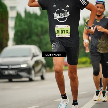 Runner Photo 8494580