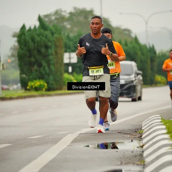 Runner Photo 8494676