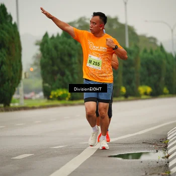 Runner Photo 8494730