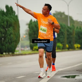 Runner Photo 8494762