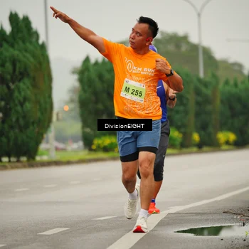 Runner Photo 8494770