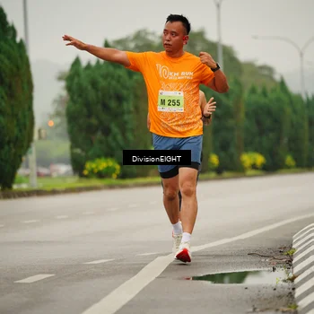 Runner Photo 8494795