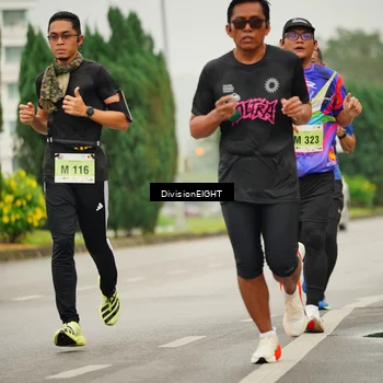 Runner Photo 8494895