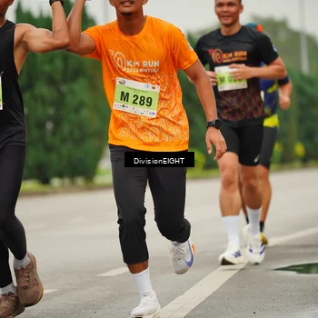 Runner Photo 8494992