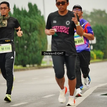 Runner Photo 8495000