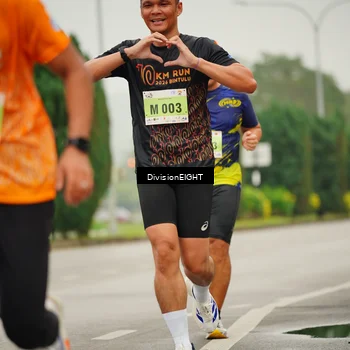Runner Photo 8495016