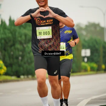Runner Photo 8495017