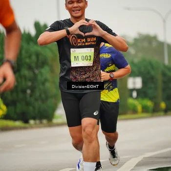 Runner Photo 8495018