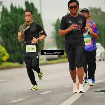 Runner Photo 8495022