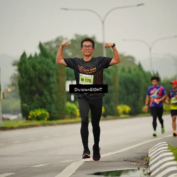Runner Photo 8495071