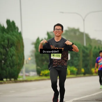 Runner Photo 8495107