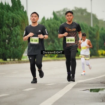 Runner Photo 8495215