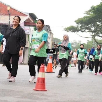 Runner Photo 8495260