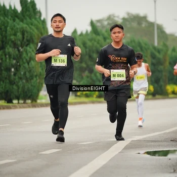 Runner Photo 8495265