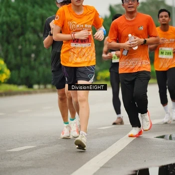 Runner Photo 8495275