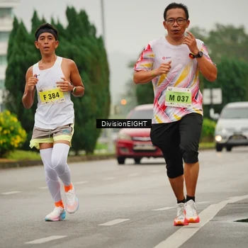 Runner Photo 8495282