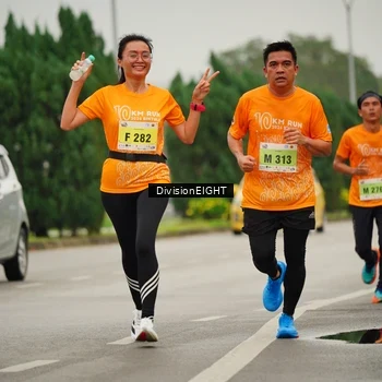 Runner Photo 8495331