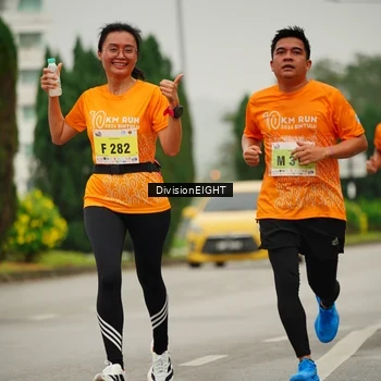 Runner Photo 8495340